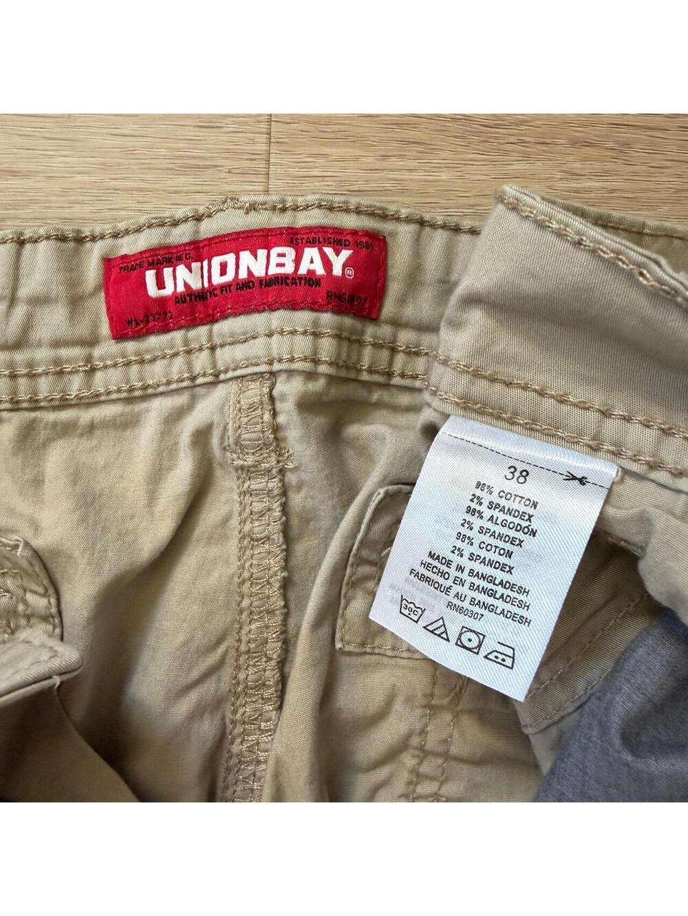 Vintage Unionbay Tan Utility Cargo Shorts - Sz 38 - Picture 3 of 7